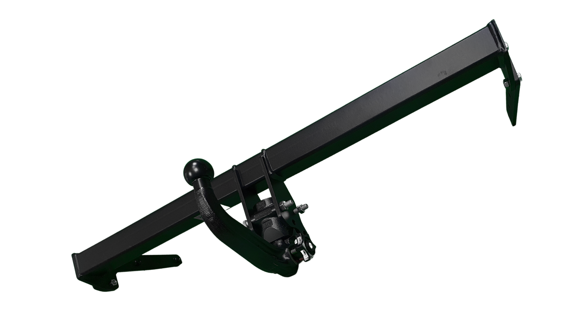 Schwarze Anhängerkupplung aus Metall mit einer Kugel zum Ankuppeln von Anhängern, freigestellt auf weißem Hintergrund